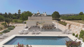 TD I Coni di Pinurè Trulli with Scenic Valley View